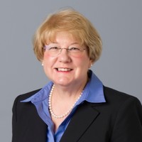 Donna Thompson headshot